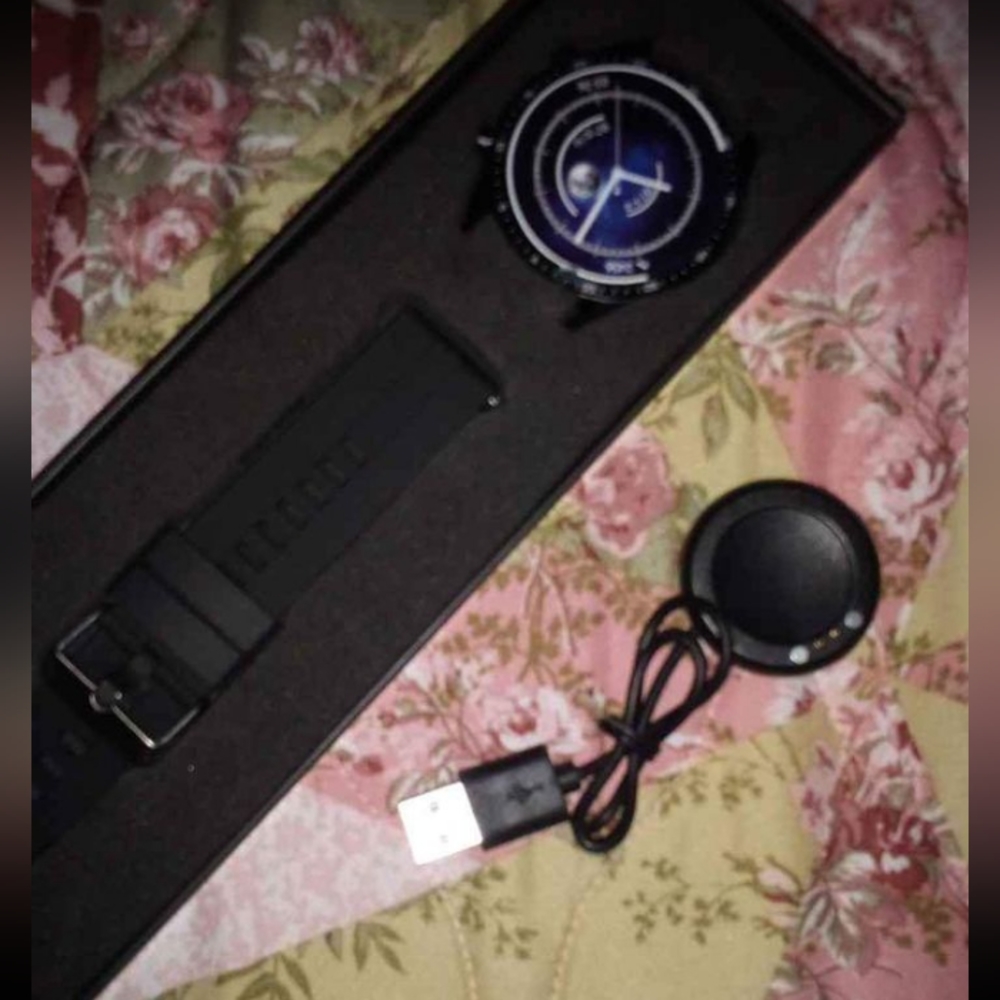 Smart Watch - Picture 4 of 4